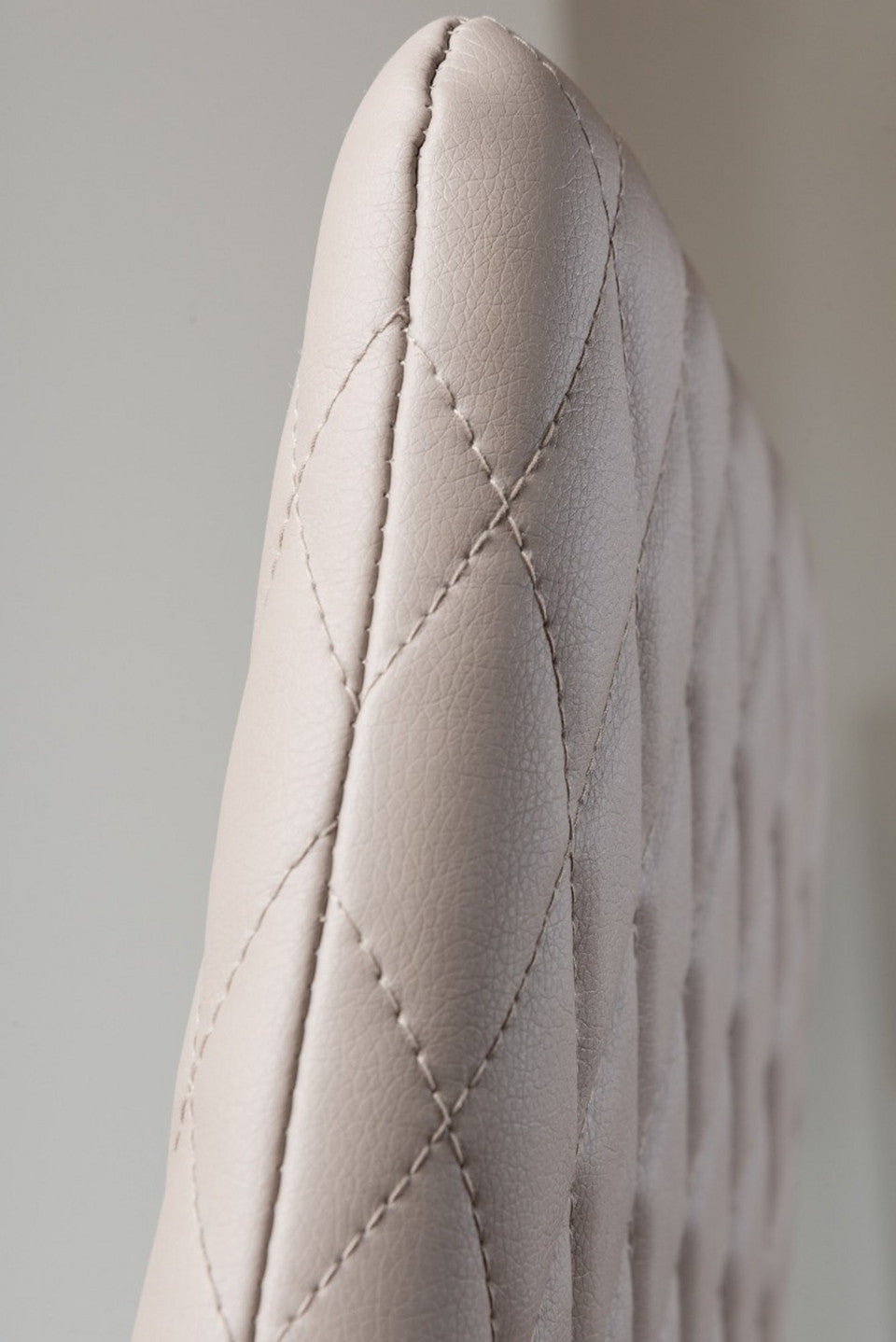 Atlanta Modern Rectangle Chrome Metal High Gloss White Dining Table And 6 Milan Chairs Set