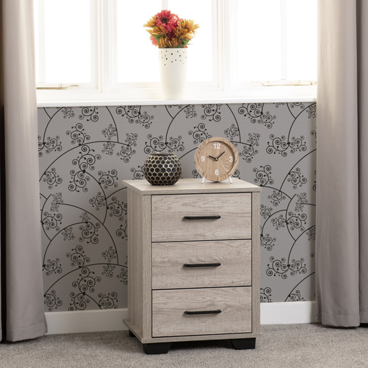 Oliver 3 Drawer Bedside – Light Oak Effect Storage