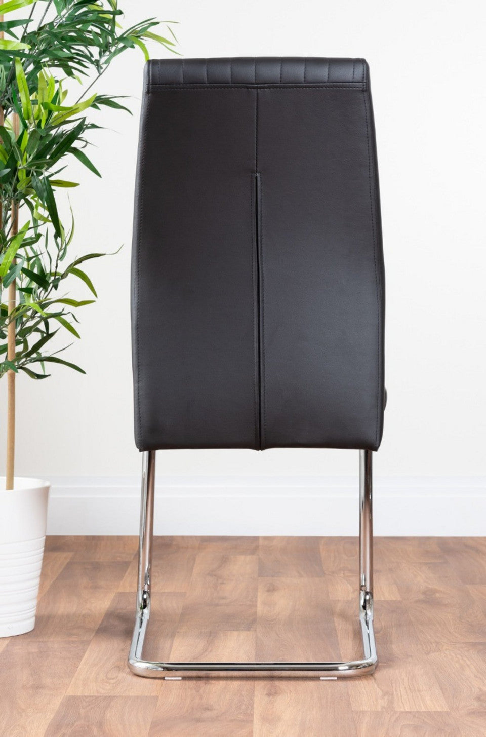 Imperia 4 Grey Dining Table and 4 Velvet Milan Black Leg Chairs