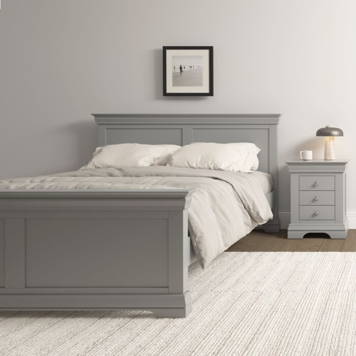Bordeaux 4'6" High End Bed - Pebble Grey