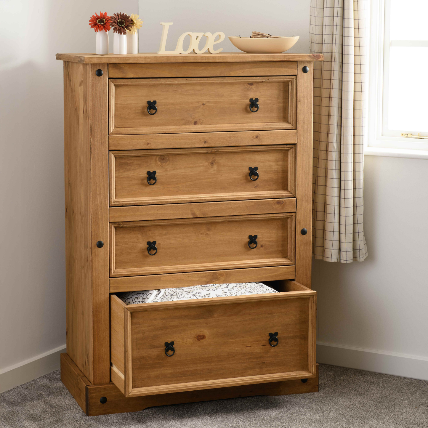 Corona 4 Drawer Chest – Distressed Waxed Pine, Rustic Storage