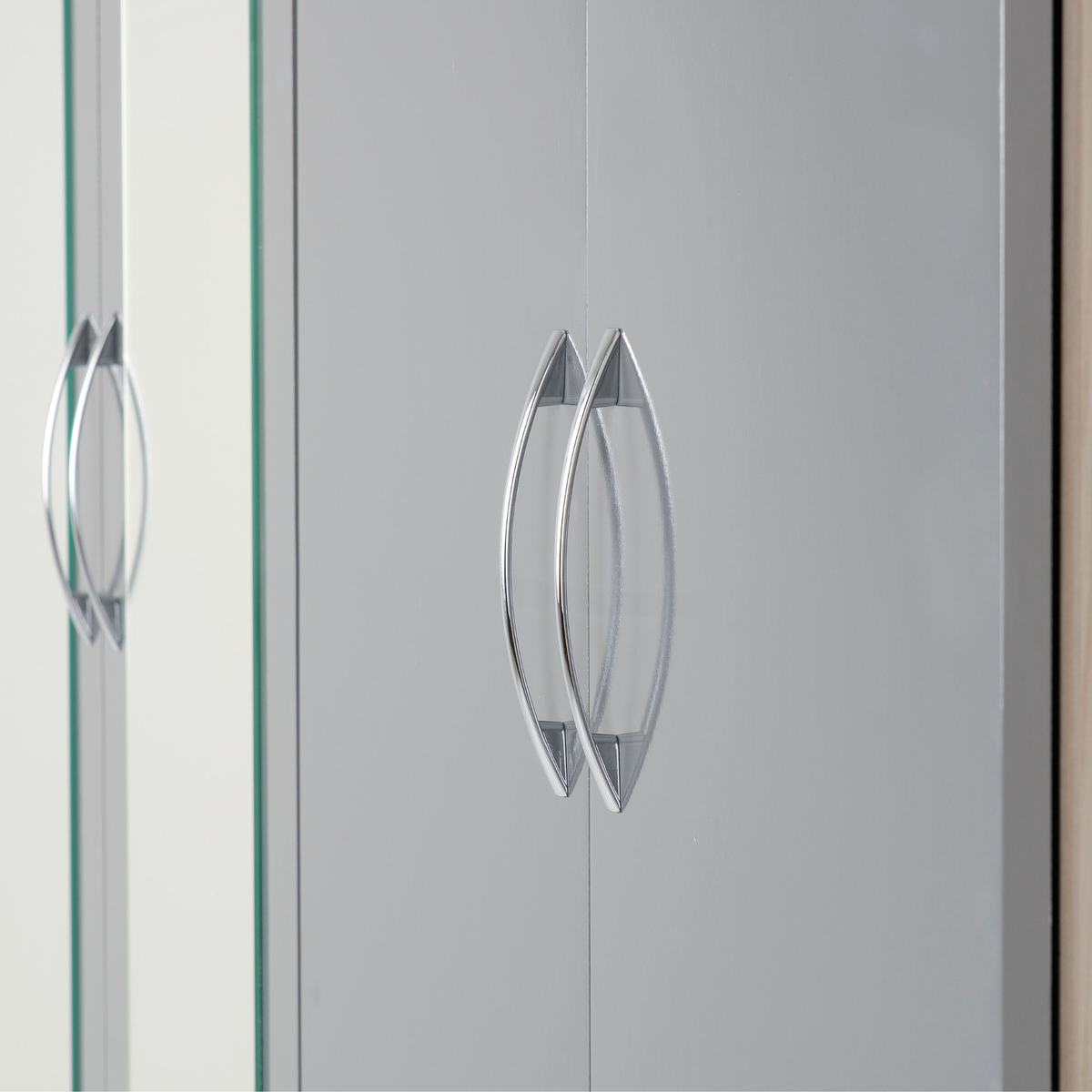 Nevada 6 Door 2 Drawer Wardrobe - Grey Gloss/Light Oak