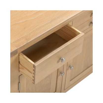 Windsor 3 Door 3 Drawer Sideboard – Natural Oak
