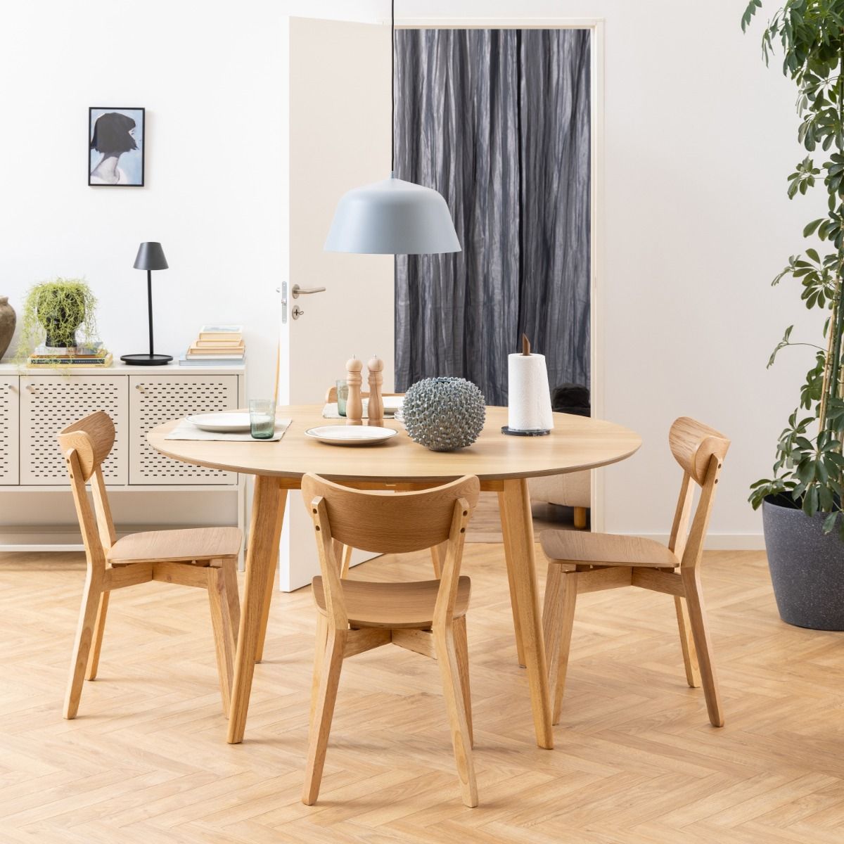 Roxby Round Dining Table in Oak 140x140cm includes 4 Roxby Dining Chairs in Oak