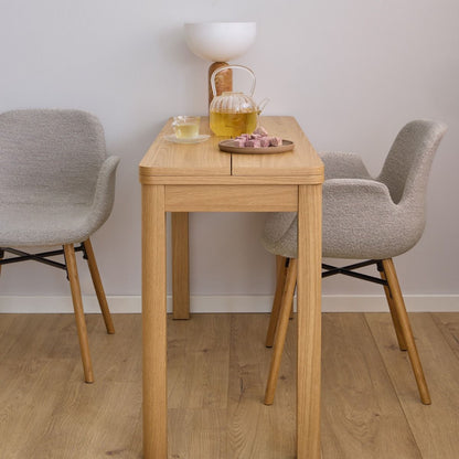 Southampton Extendable Rectangular Dining Table in Matt Oak 90x120cm