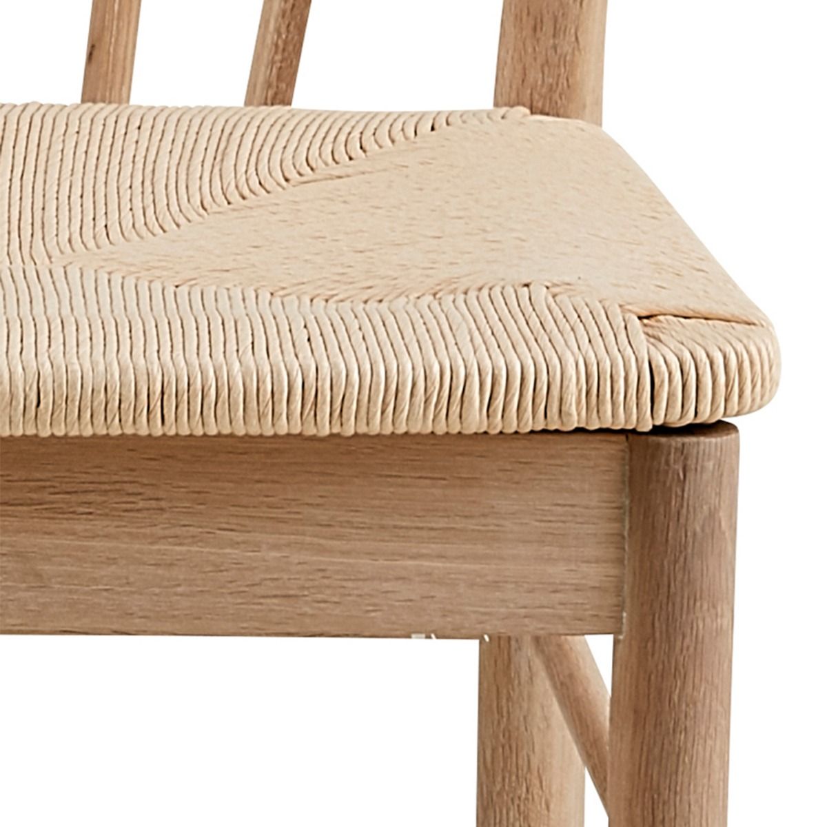 I_Duncan Round Dining Table in White Oak 105x105cm includes 4 Cassandra Dining Chairs with Armrest in White Oak