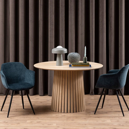 Christo Round Dining Table in White pigmented Oak