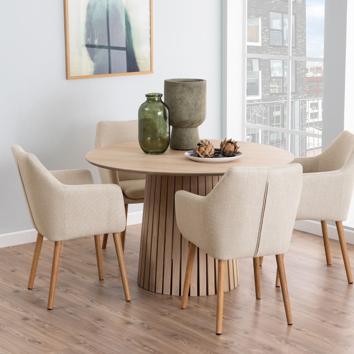 Christo Round Dining Table in White pigmented Oak