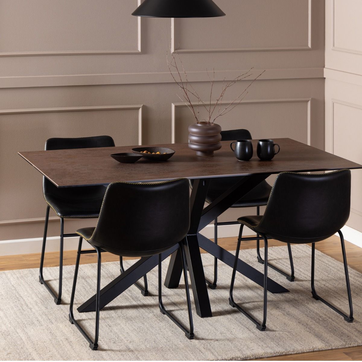 Heaven Dining Table in Ceramic Rusty Brown 160x90cm