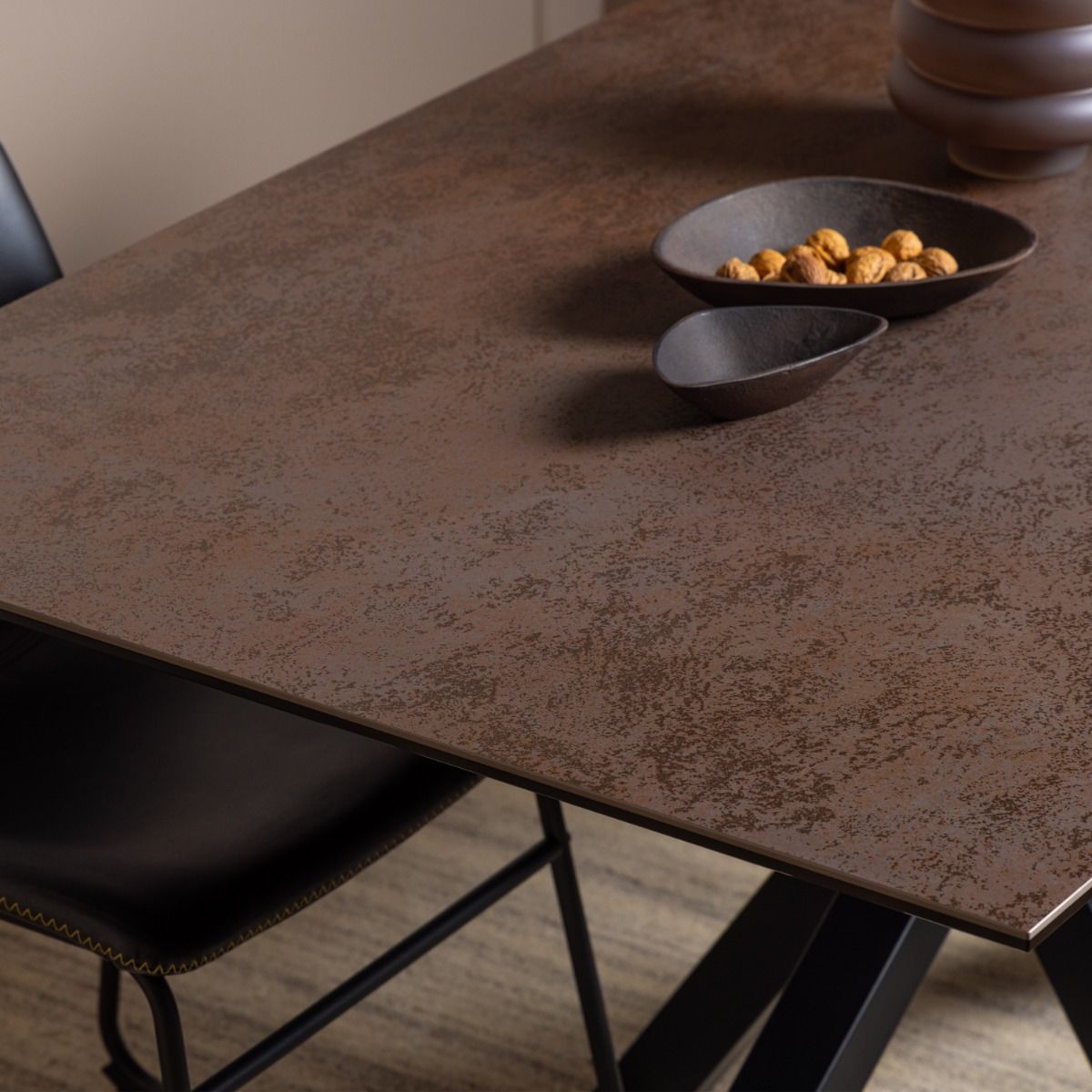 Heaven Dining Table in Ceramic Rusty Brown 160x90cm