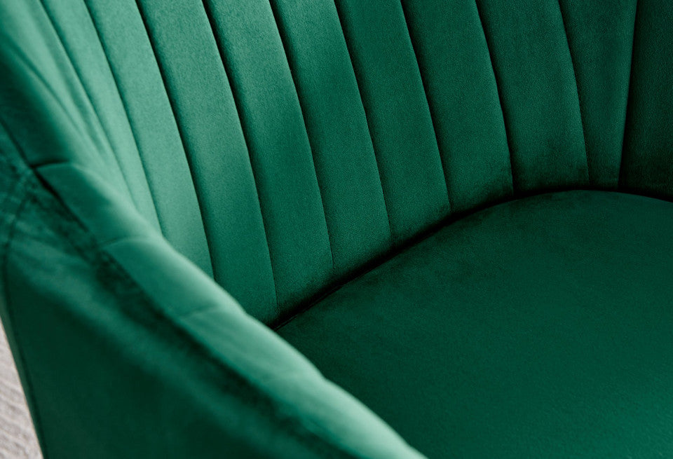 Palma White Marble Effect Round Dining Table & 4 Calla Silver Leg Chairs