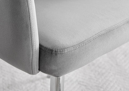 Novara White Marble 120cm Round Dining Table & 4 Calla Silver Leg Chairs