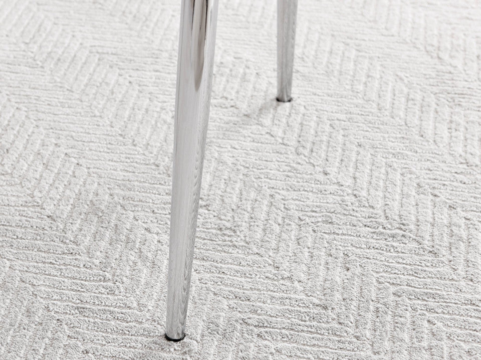 Novara White Marble 120cm Round Dining Table & 4 Calla Silver Leg Chairs