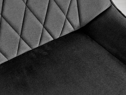 Leonardo 4 Table and 4 Pesaro Silver Leg Chairs