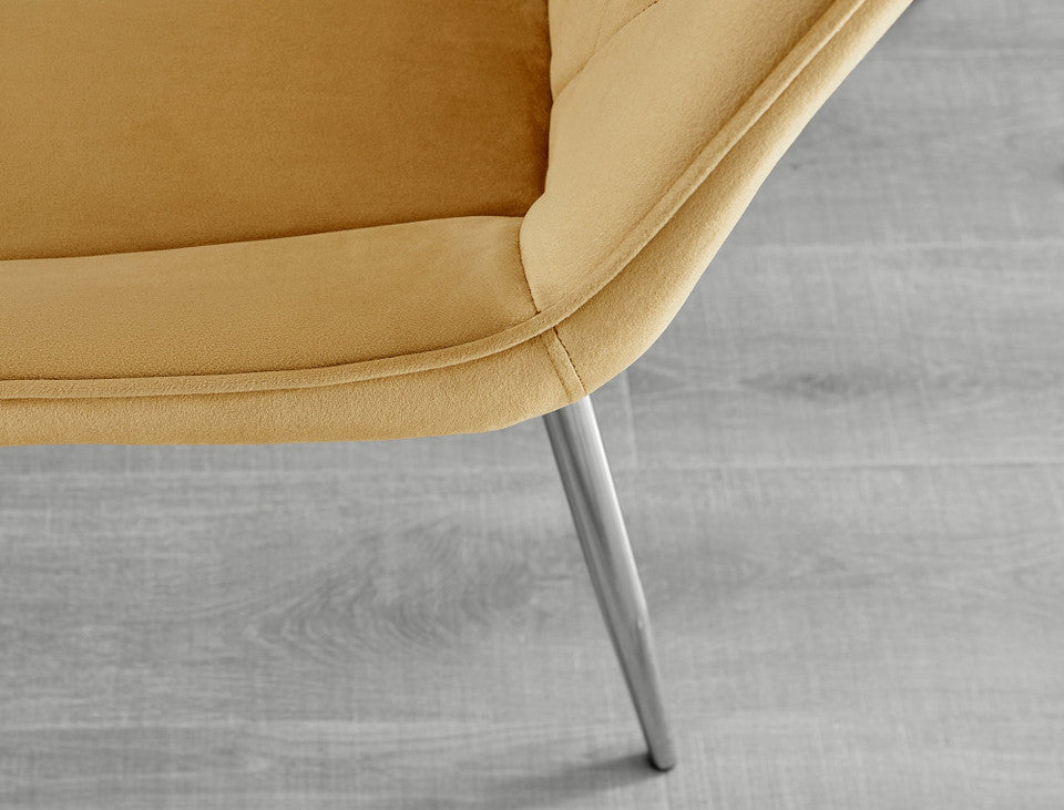 Novara 100cm Round Dining Table and 4 Pesaro Silver Leg Chairs