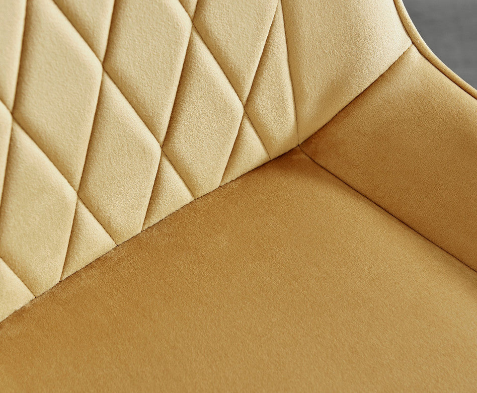 Novara 100cm Round Dining Table and 4 Pesaro Silver Leg Chairs