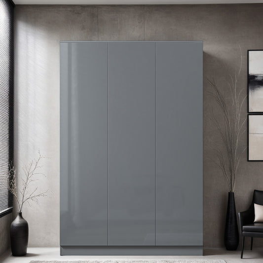 FWStyle Stora 3 Door Wardrobe – Grey Gloss Front