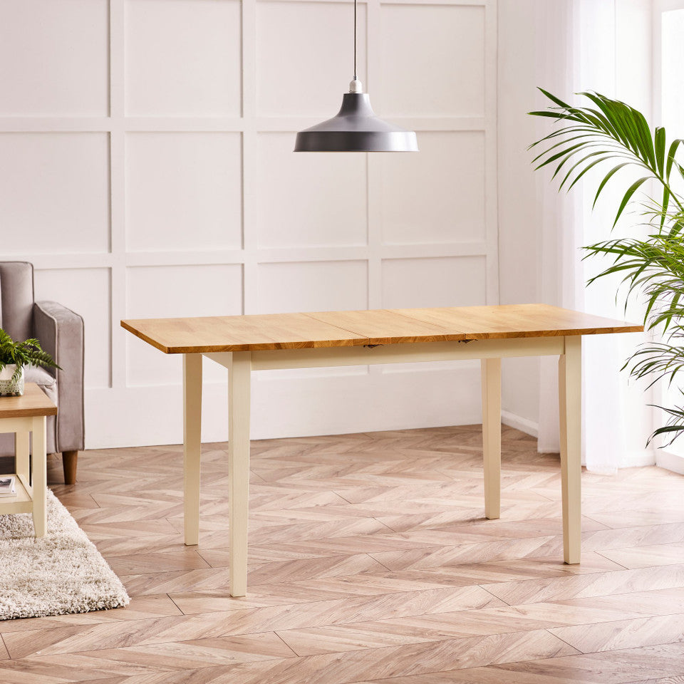 Salcombe Extending Rectangular Wooden Table & 6 Whitby Dining Chairs