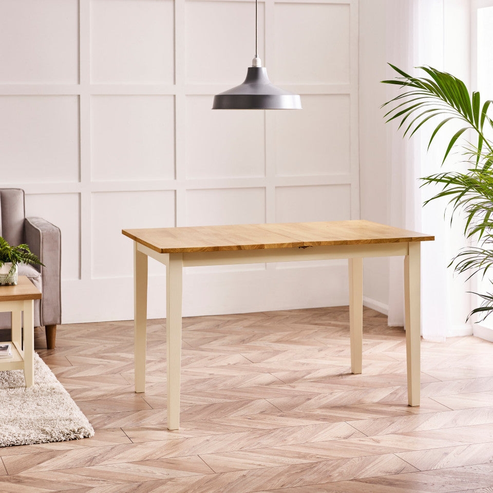 Salcombe Extending Rectangular Wooden Table & 6 Whitby Dining Chairs