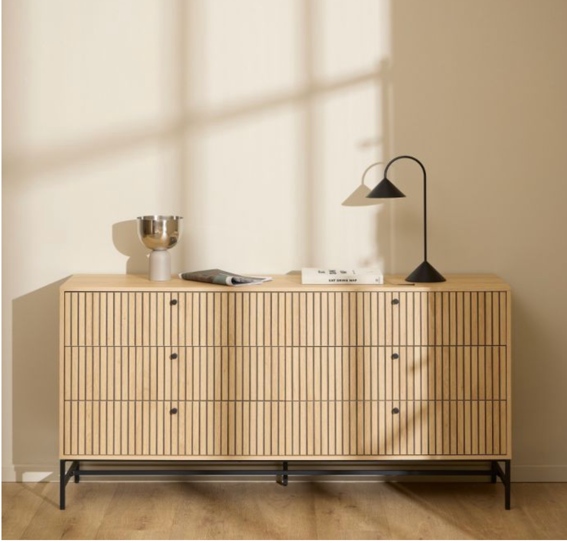 Albany Wide Chest of 6 Drawers in Oak/Black Legs