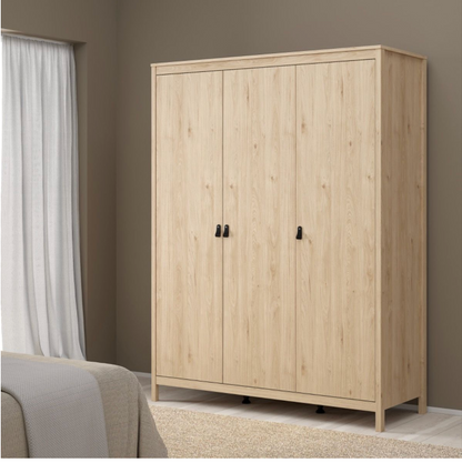 Barcelona 3 Piece Bedroom Furniture Set 5 Drawer Chest 3 Door Wardrobe in Jackson Hickory Oak