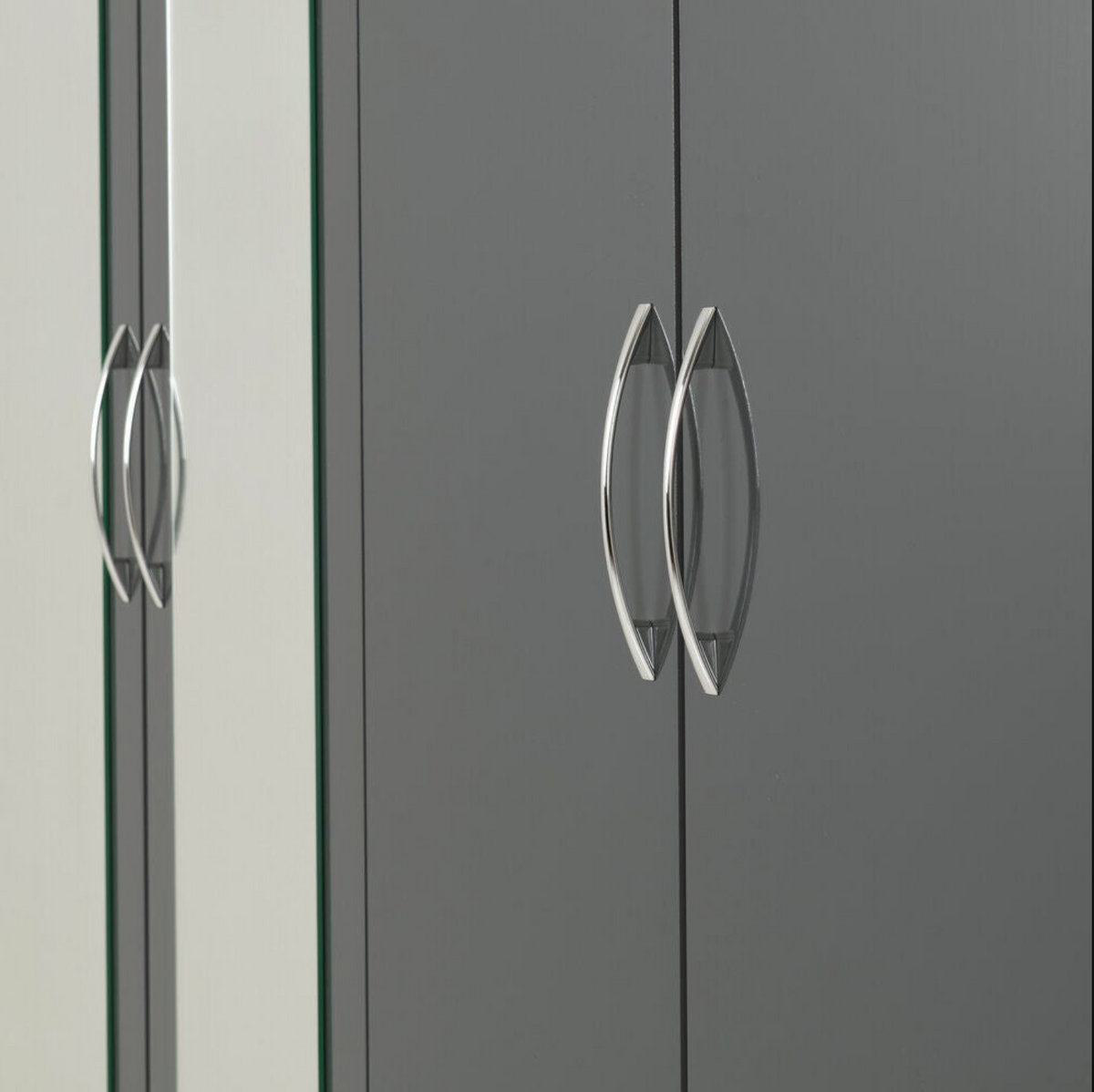 Nevada 4 Door 2 Drawer Wardrobe - Grey Gloss