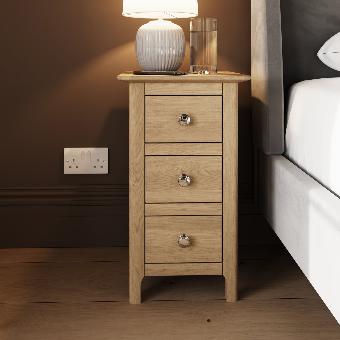 Taberno Oak 3 Drawer Bedside Table – Natural Oak