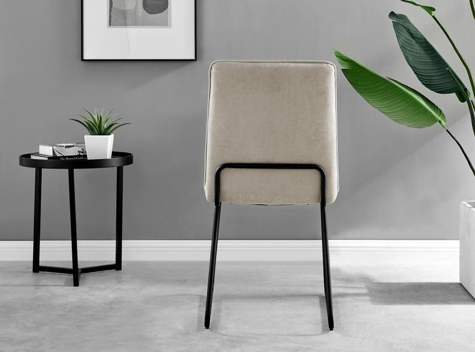 Novara White Gloss Black Leg Round Dining Table & 4 Halle Chairs
