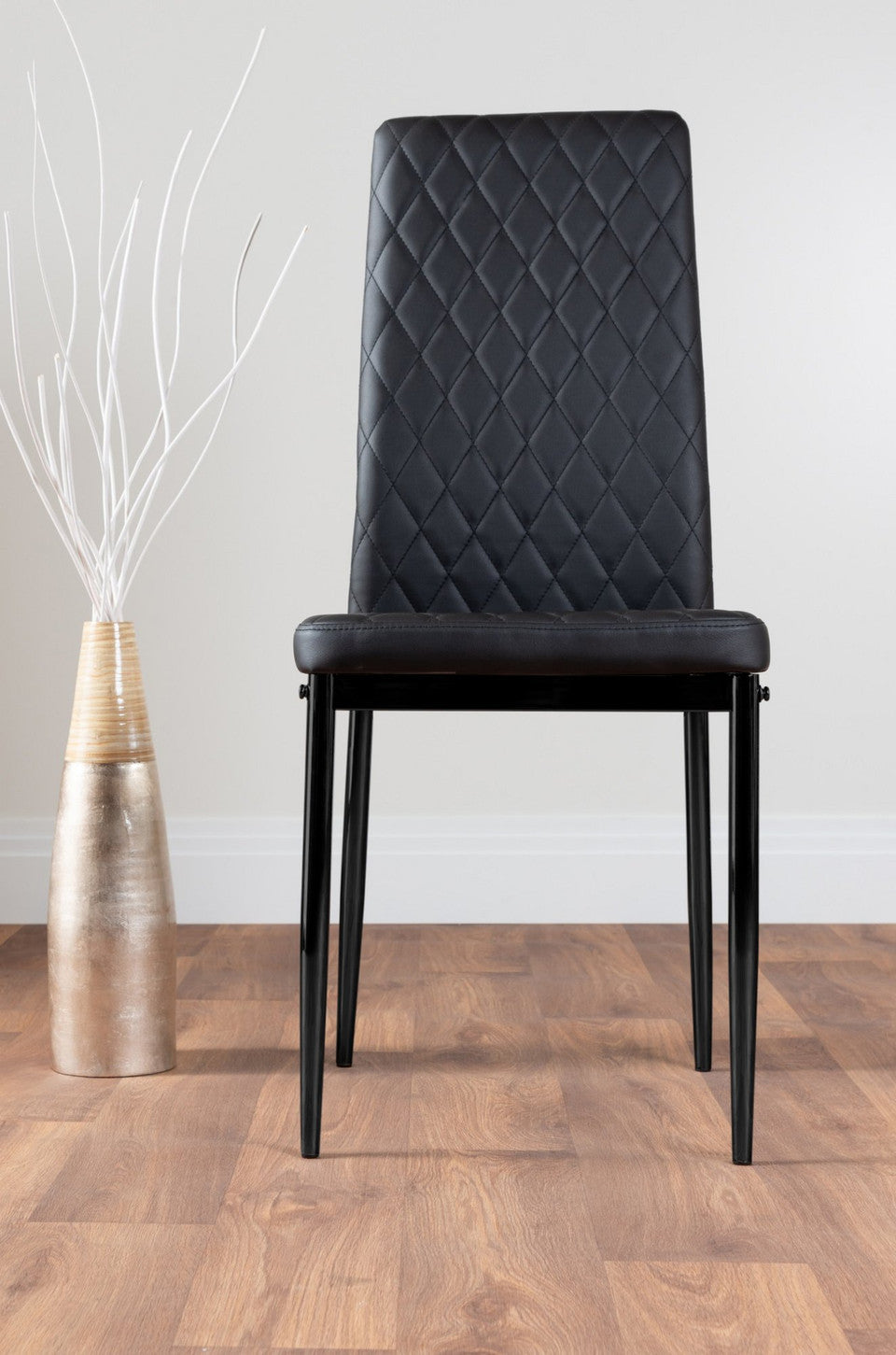 Novara Black Leg 120cm Round Glass Dining Table & 4 Milan Black Leg Chairs