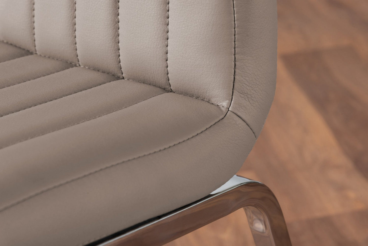 Imperia 6 Dining Table and 6 Isco Chairs
