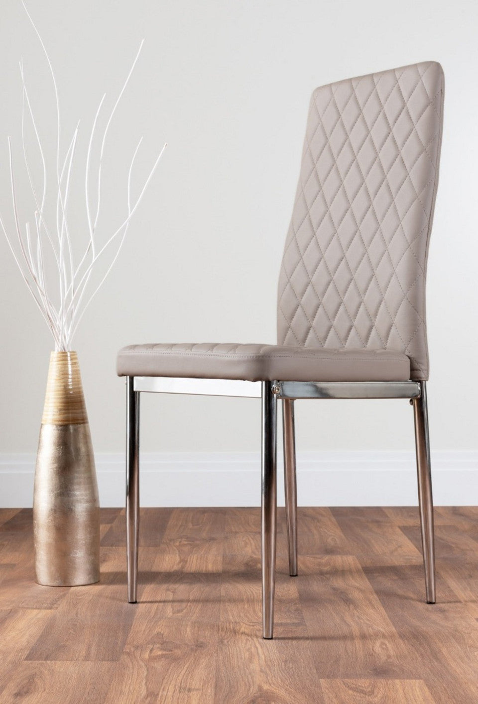 Imperia 4 Modern Grey High Gloss Dining Table And 4 Modern Milan Chairs Set