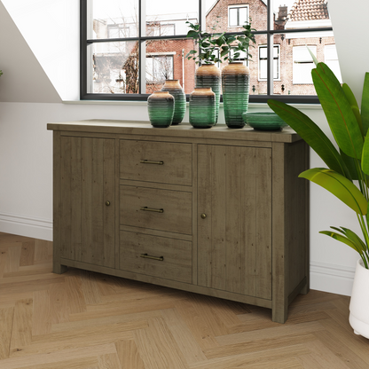 Saltash Large 2 Door 3 Drawer Sideboard – Solid Reclaimed Pine
