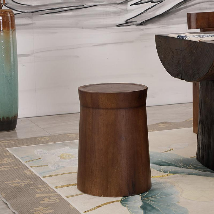 R16 Round Wooden Side Table, Oak