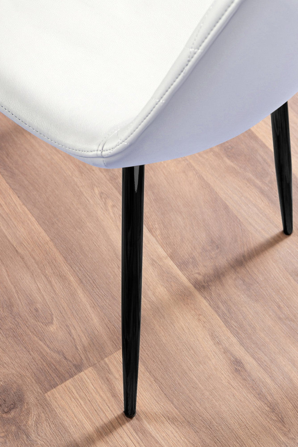 Novara White Marble Black Leg Round Dining Table & 4 Corona Black Leg Chairs