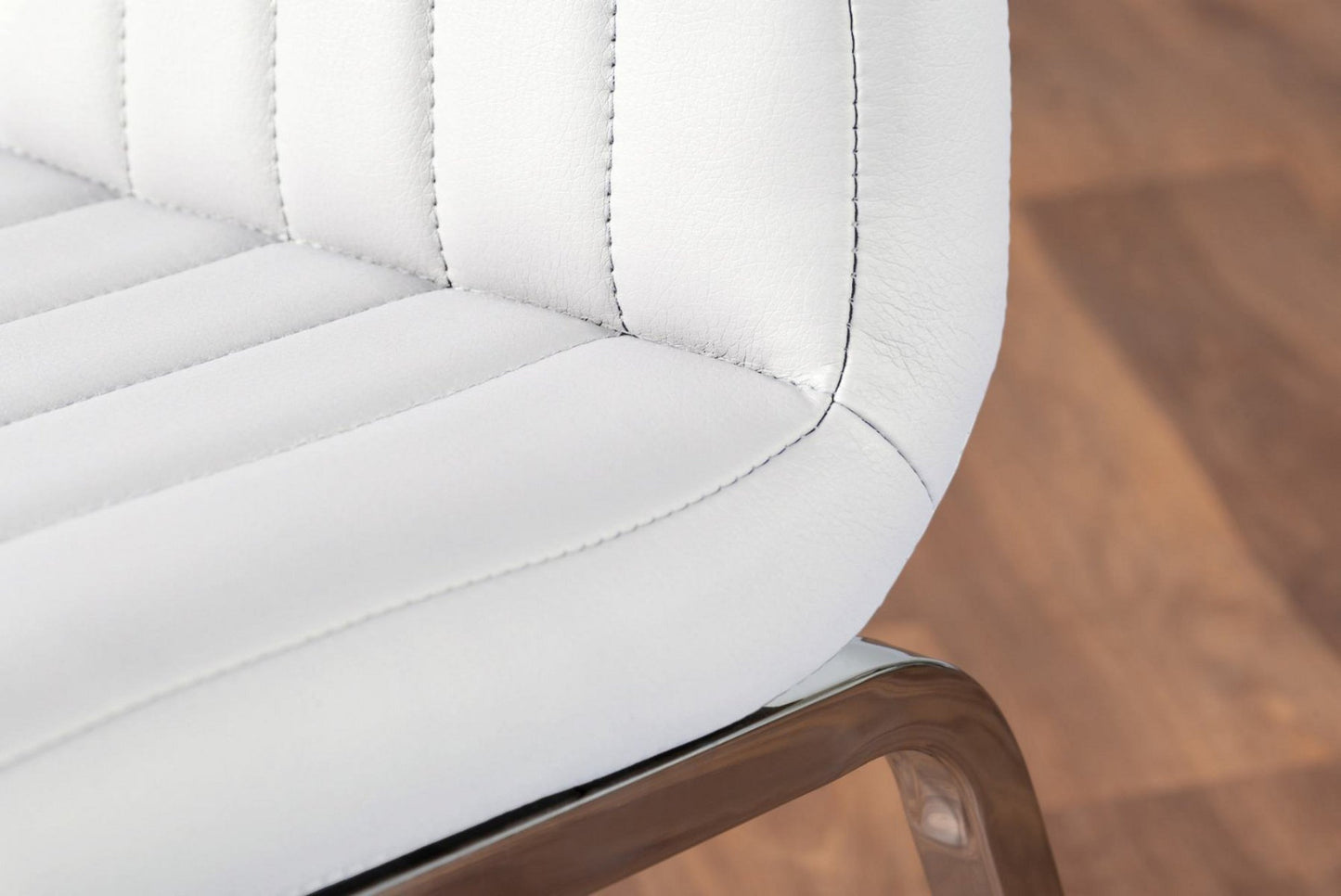Imperia 6 Dining Table and 6 Isco Chairs